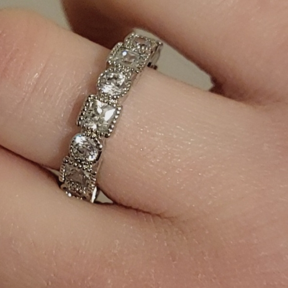 Elegant Silver Women's ring - Picture 3 of 5